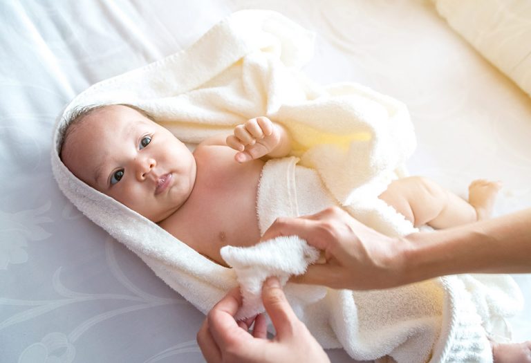 Dry Skin in Infants Reasons & Home Remedies