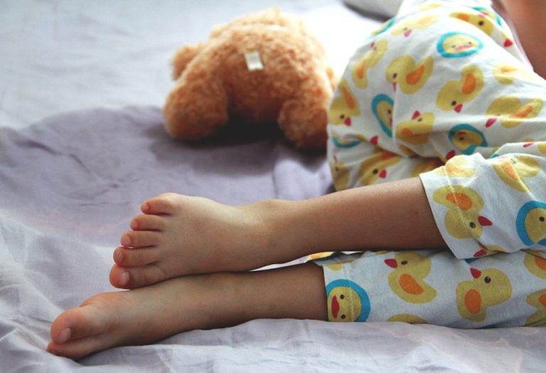 is bed wetting a sign of trauma