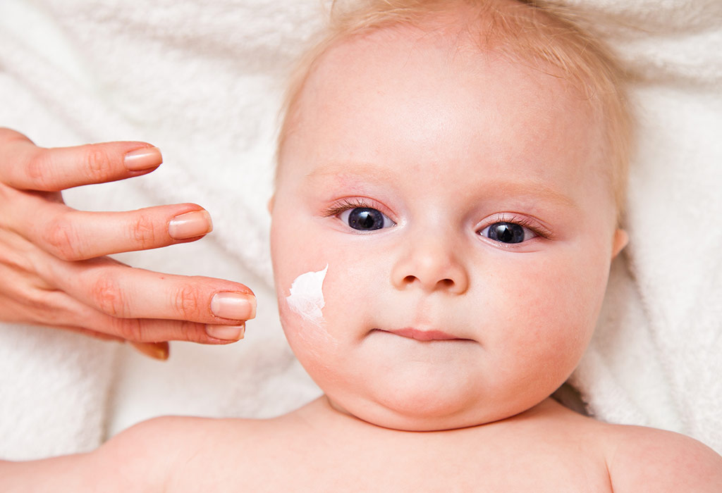 11 Natural Home Remedies & Tips For Baby Skin Care