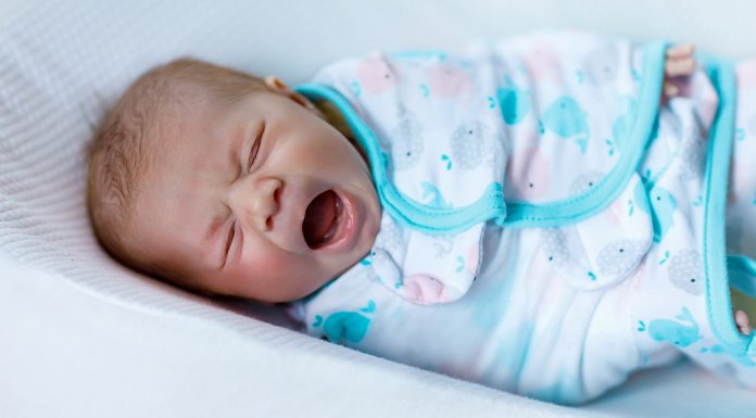 Cry it out - sleep training method for babies