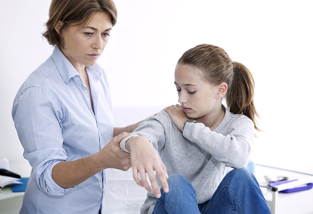 Juvenile Idiopathic Arthritis In Kids: Causes, Signs & Treatment