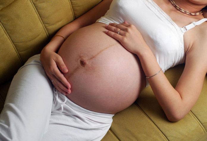 Pregnancy Line - Linea Nigra