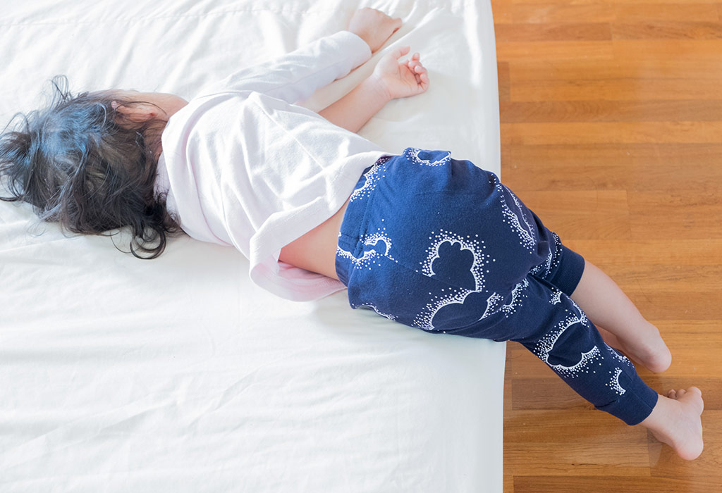 Baby Falling from Bed Prevention & Ways To Deal With It