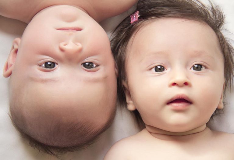 surprising-facts-about-fraternal-non-identical-twins