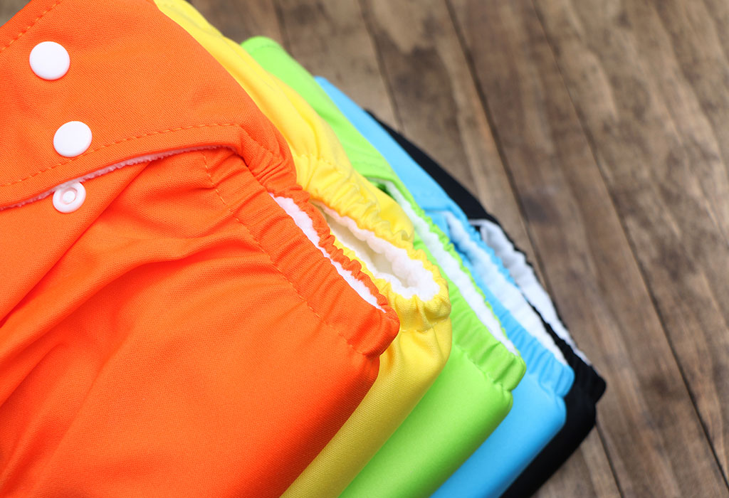How to Use Cloth Diapers Types & Tips to Follow